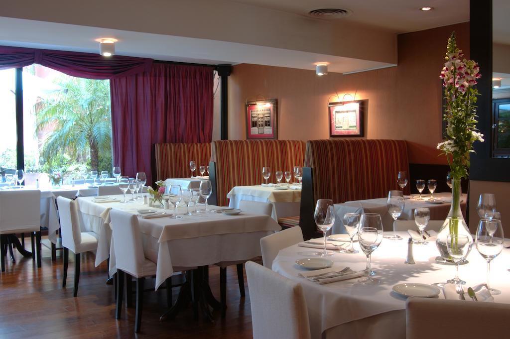 Loi Suites Arenales Buenos Aires Restaurang bild