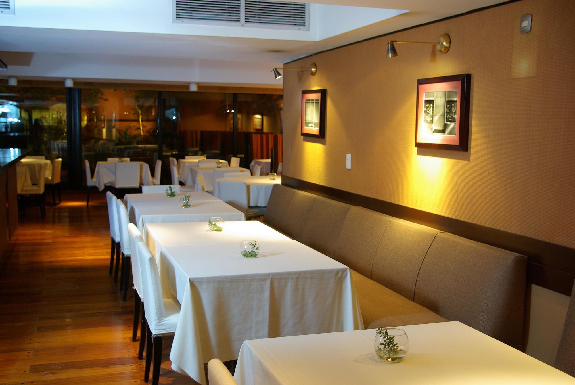 Loi Suites Arenales Buenos Aires Exteriör bild
