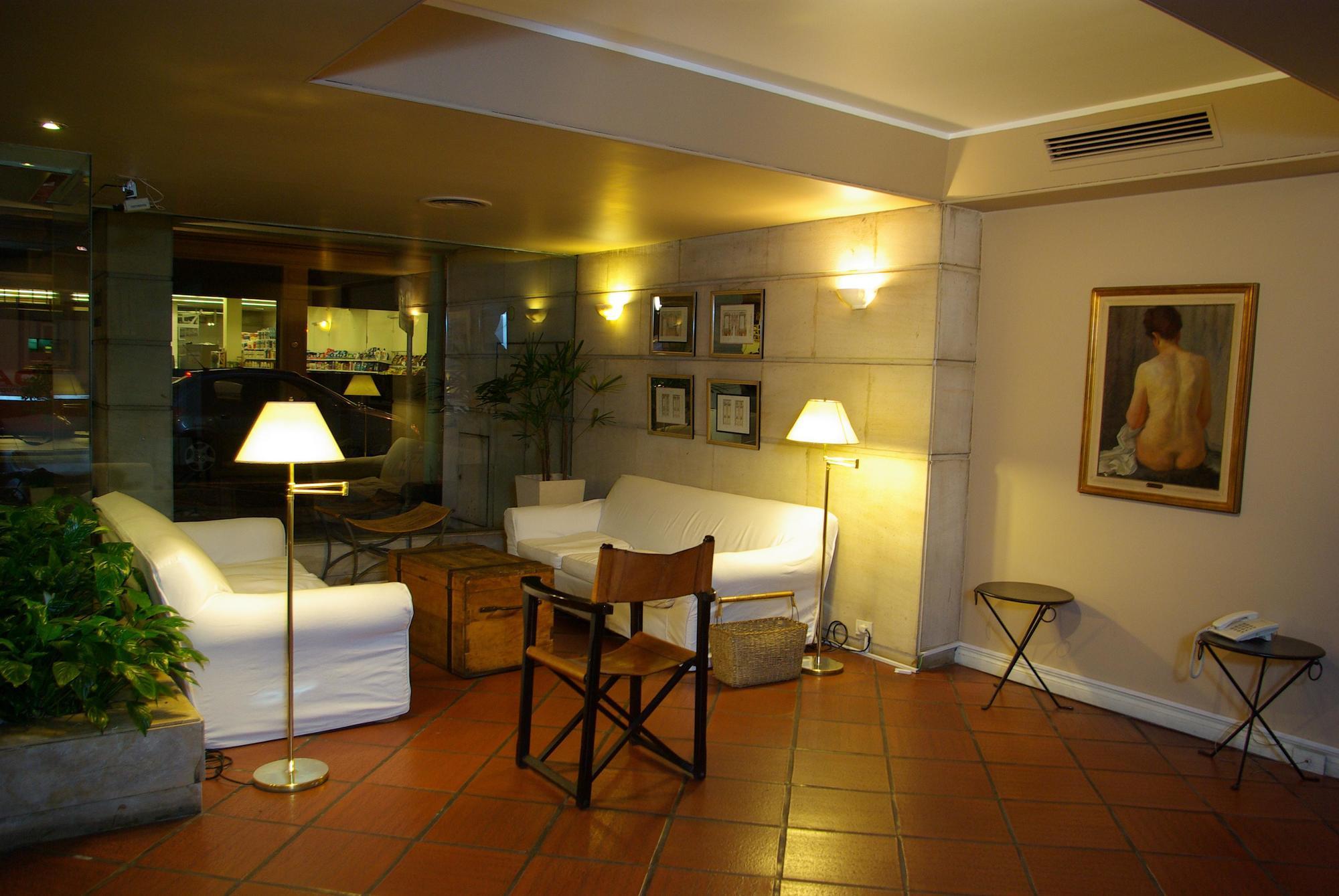 Loi Suites Arenales Buenos Aires Exteriör bild