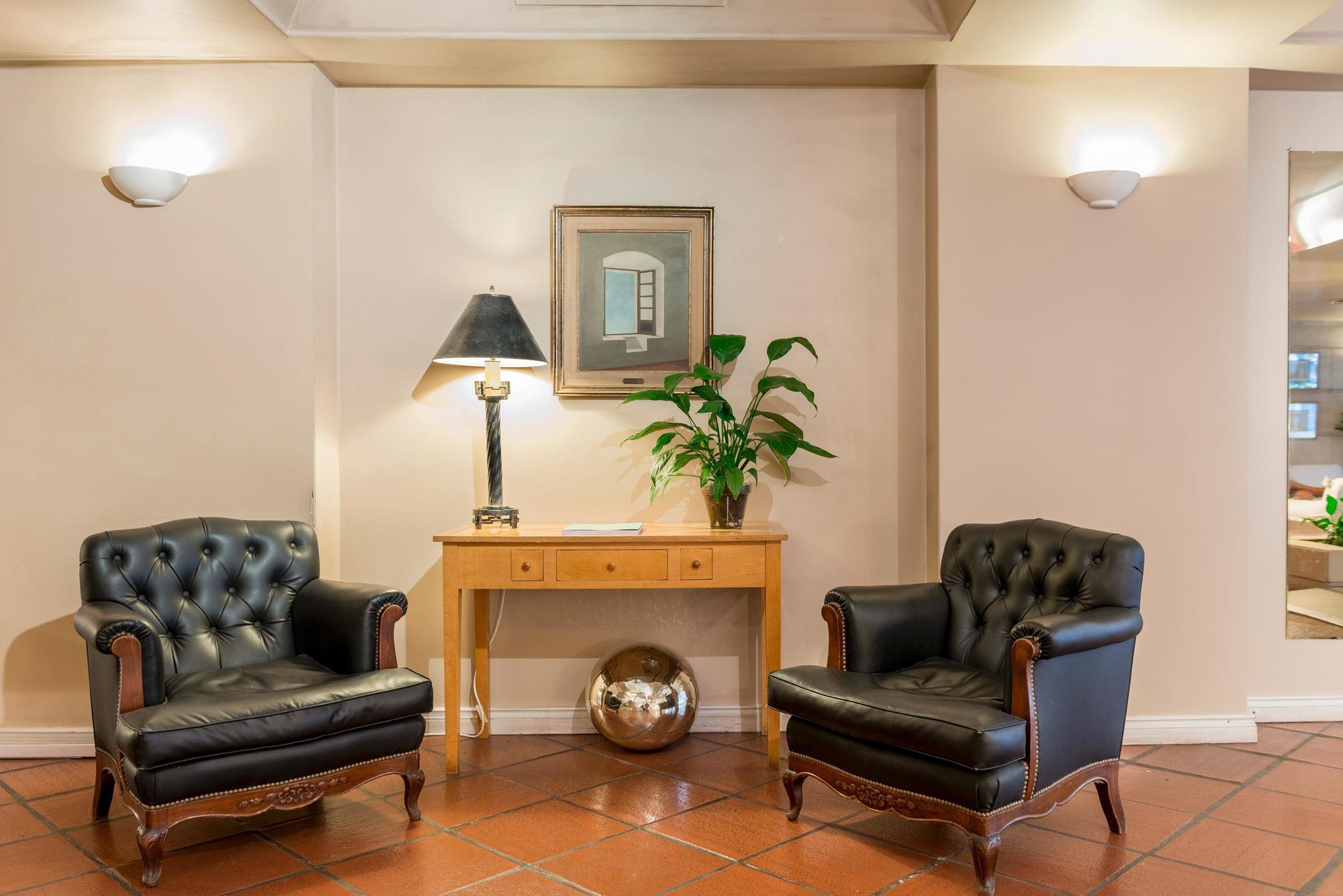 Loi Suites Arenales Buenos Aires Exteriör bild